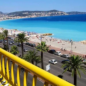 Appartement Beachfront Promenade Des Anglais, Nice